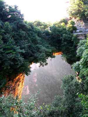 張家界、袁家界、天子山、武陵源二晚二日游